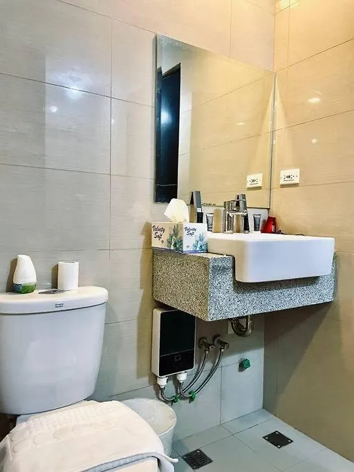 Thompson Suites - 2-Beds Near Okada, Bayshore 2 Manila